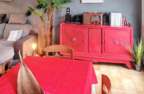 Vaux-sur-Mer House | Maison charmante à Vaux-sur-Mer avec jardin clôturé