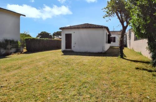 Vaux-sur-Mer House | Maison charmante à Vaux-sur-Mer avec jardin clôturé