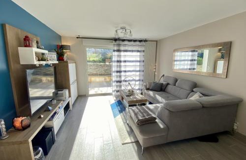 Chauray House | Maison chic avec Jacuzzi & Jardin Paisible