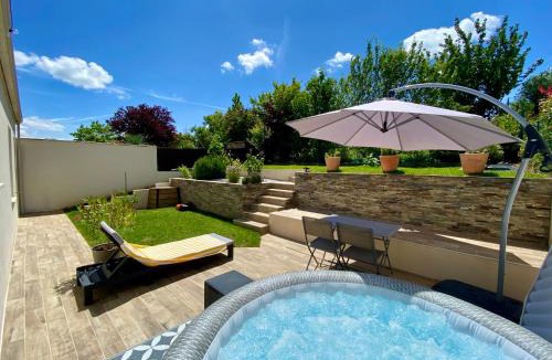 Chauray House | Maison chic avec Jacuzzi & Jardin Paisible