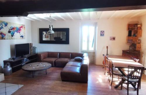 Le Passage Villa | Maison de campagne à proximité du centre ville