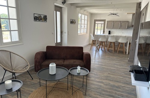Monflanquin House | Maison de Campagne Avec Piscine Privée, Cadre Magnifique en Pleine Nature