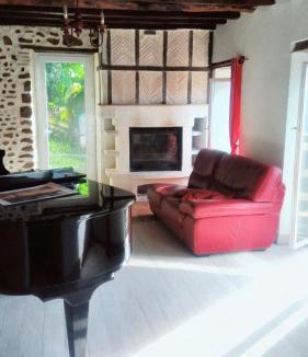 Gan House | Maison de charme à Gan avec vue sur la montagne