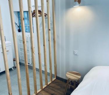 Saint-Androny House | Maison de Felix
