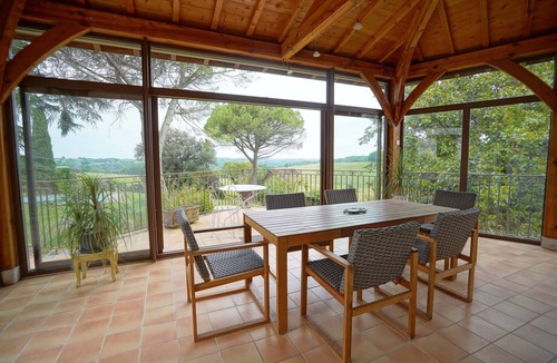 Pomport House | Maison de maitre with beautiful views over the vineyards. Large swimming pool.