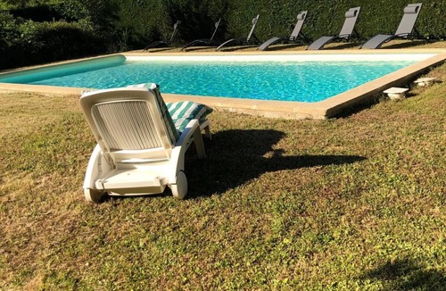 Entrechaux Villa | Maison de Vacances Dans le Calme et la Verdure