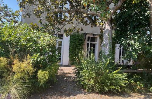 Robins Bay Bed & Breakfast | Maison Dulcis