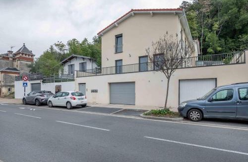 Floirac House | Maison duplex 3 chambres à 6km de Bordeaux centre