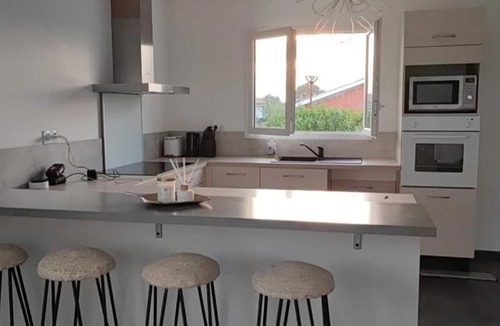 Saint-Martin-de-Hinx House | Maison familiale recente avec terrasse & jardin