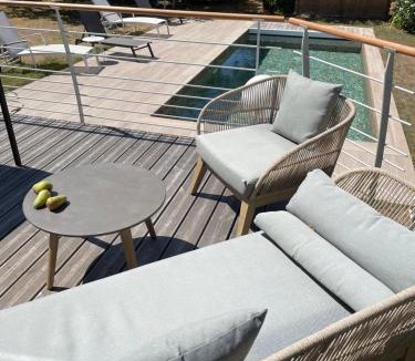 Saint-Palais-sur-Mer Villa | Maison familiale- jardin & piscine-600m plage
