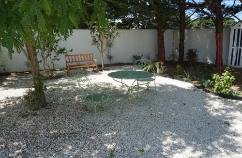 La Couarde-sur-Mer Villa | Maison Familiale avec Jardin, Piscine et Proche Plage à La Couarde-sur-Mer - FR-1-258-98