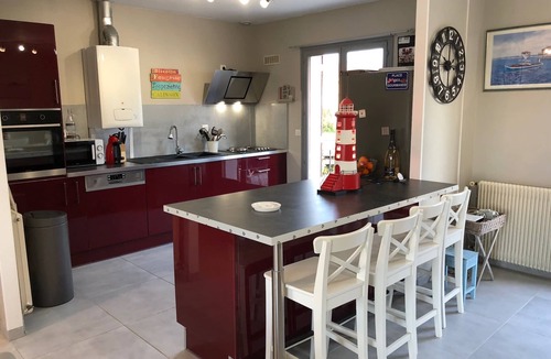Gujan-Mestras House | Maison for 8 people, Air conditioning, Enclosed garden, Wifi, Parking
