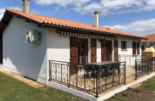 Gujan-Mestras House | Maison for 8 people, Air conditioning, Enclosed garden, Wifi, Parking