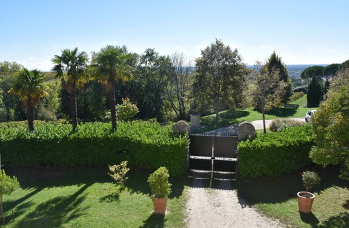 Langoiran House | "Maison Forte"/renovated former parsonage of the 17th century