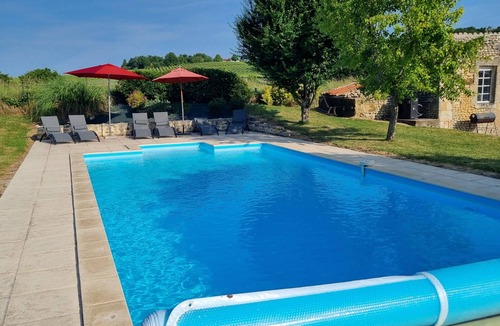 Saint-Georges-des-Agouts House | Maison Rossignol: Private House and Heated Pool in Idyllic Rural Location
