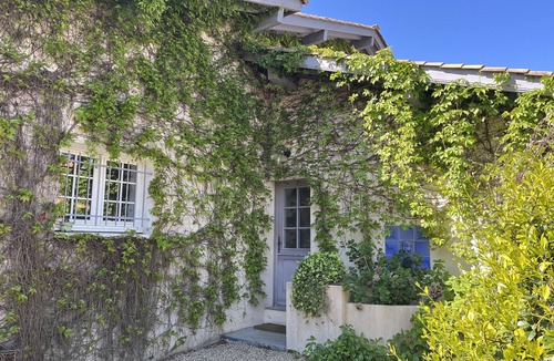 Saint-Martin-de-Seignanx Villa | Maison de Charme Avec Piscine