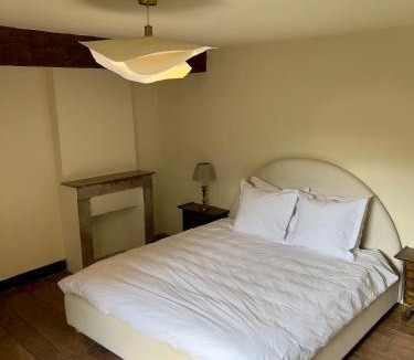 Champniers-et-Reillac Bed & Breakfast | Maison G.H.