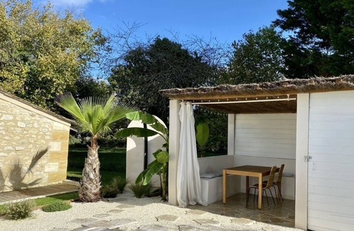 La Lande-de-Fronsac House | Maison Girondine D'exception, Idéale Pour les Familles !