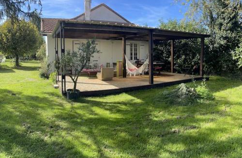 Thenezay House | Maison indépendante sur grand terrain clos