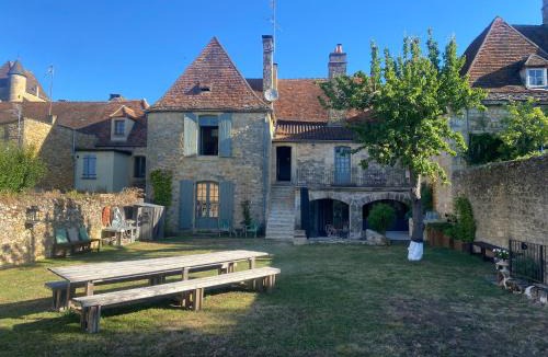 Domme Bed & Breakfast | Maison Maleville