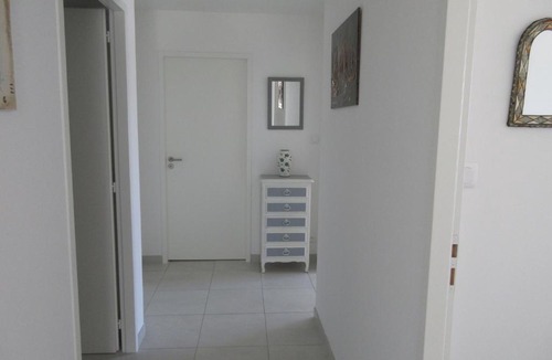 Saintes House | Maison neuve dans Saintes avec terrasse et jardin