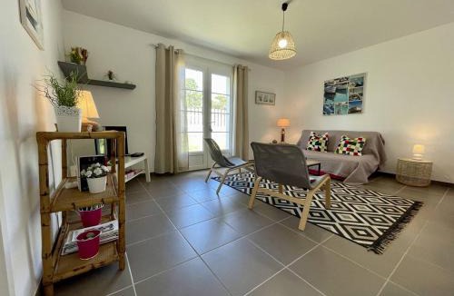 Domino House | Maison récente 4 pers, jardin clos, Wifi gratuit, à 500m de la plage et marché de Domino à Oléron - FR-1-246A-161