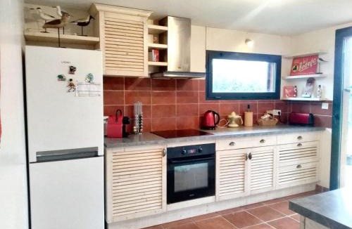 Saint-Selve House | Maison spacieuse à Saint-Selve avec jardin et barbecue, 125 m².