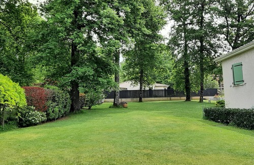 Linars House | Maison sur Terrain Arboré, à 10 min à Pied des Bords de Charente !