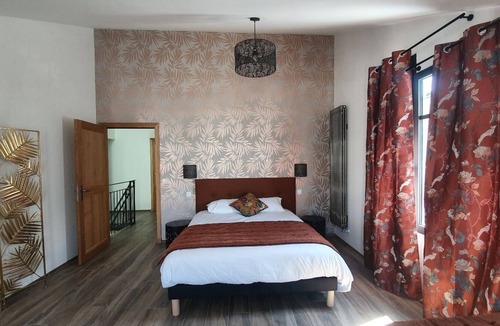 Quartier du Casino House | Maison VUE MER 200m2 , Art Deco , Entier. Rénovée , 8/10 Personnes