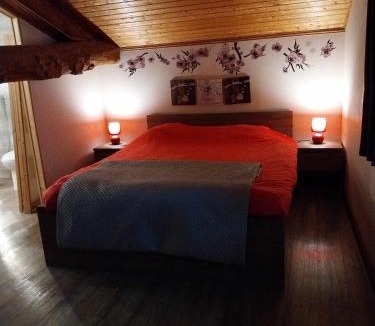 Beaumont Bed & Breakfast | Manoir Le Cristal , Futuroscope à partir de 33 euros ! Grandes chambres familiales