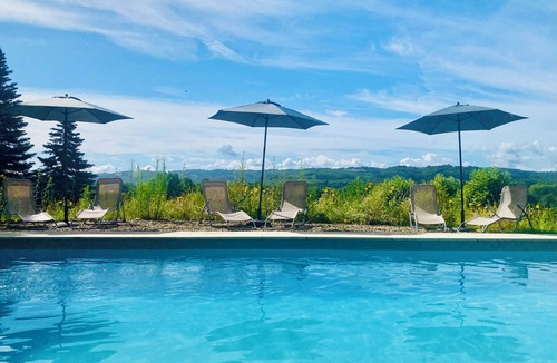 Saint-Leon-sur-Vezere House | Manor house in the Périgord noir for 12 people with swimming pool