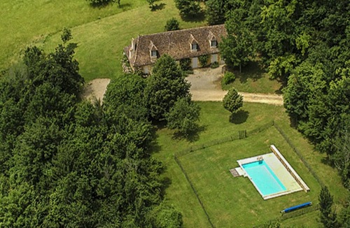 Saint-Georges-de-Montclard Villa | Mansion in Aquitaine with Private Pool