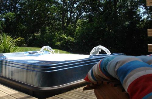 Ascain Bed & Breakfast | MAROSENIA TTIKI - Cabanes et Spa