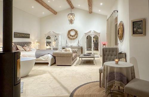 Murs Villa | Mas La Rose Sauvage - magnificent Luberon views