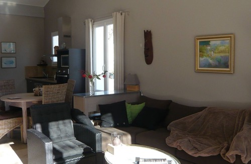 Maussane Cottage | Mas with pool in the Alpilles/Plan yourself: Video by Drone
