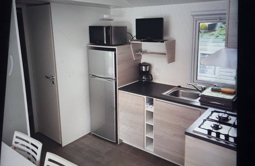 Laruns House | Mobil-home 4 Personnes Camping 4 Étoiles Piscine