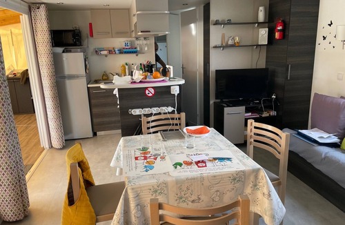 Les Mathes House | Mobil Home - 6pers-clim Revers -camping les Charmettes Les Mathes La Palmyre