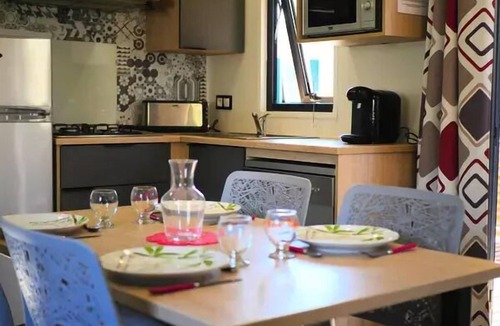 Sadirac House | Mobil-Home Acacia 3 Rooms 4 People Air-conditioned + TV 2sdb