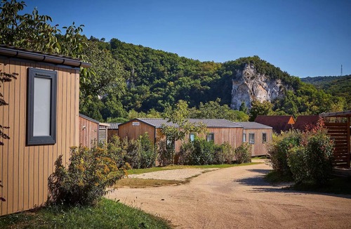 Domme House | Mobil-home | Ultimate | 3 Ch. | 6 pers. | Terrace Lounge | A/C | TV