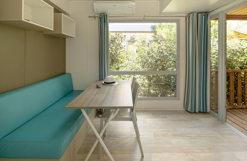 Les Restanques House | Mobile home rental 4 people in a campsite by the sea