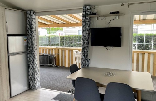 Les Mathes House | Mobilhome Amira 40m2 - Cc781 Les Charmettes 4 stars