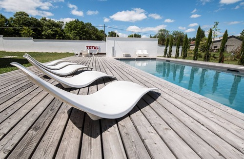 Angoisse House | Modern holiday home with private pool and spa in the Périgord countryside