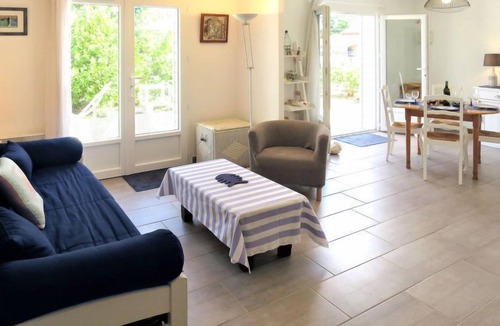 Saint-Vivien-de-Medoc House | Mon Poussin by Interhome