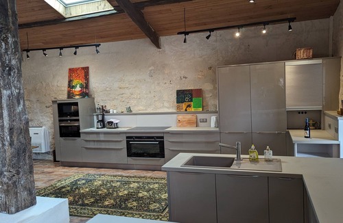 Soyaux Bed & Breakfast | Montboulard