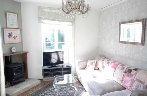 Montemboeuf House | Montemboeuf centre Town House free wifi