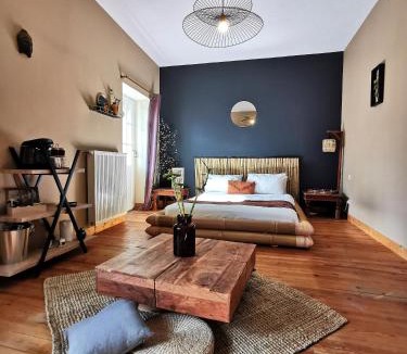 Le Puy Bed & Breakfast | Moulin de Monpoisson
