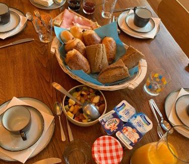 Le Vigeant Bed & Breakfast | Moulin de Saza