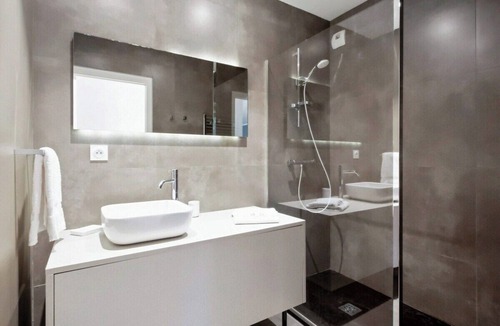 Les Estagnots Apartment | Nahia premium apartment with parking, near Hossegor Lake & ocean