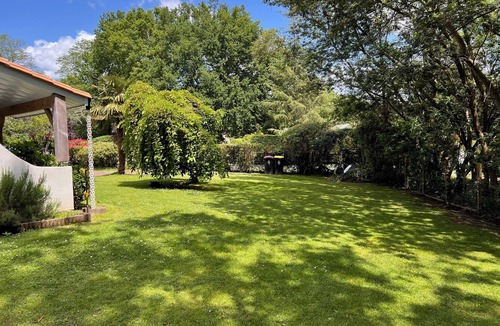 Saint-Sulpice-et-Cameyrac House | Near the Golf course, modern villa with swimming pool in a private residence