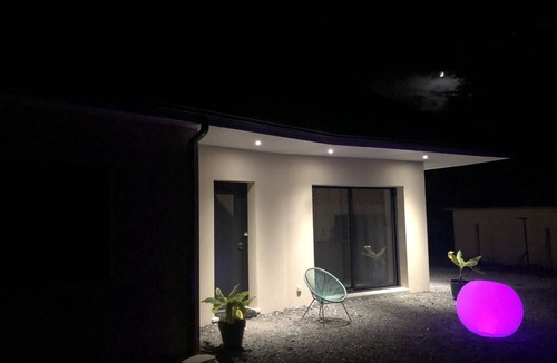 La Brionne House | New 3-bedroom bungalow with private parking